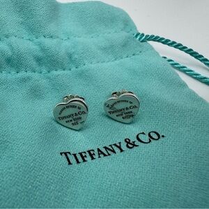 New Return to Tiffany & Co Mini Heart Stud Earrings in Sterling Silver Authentic